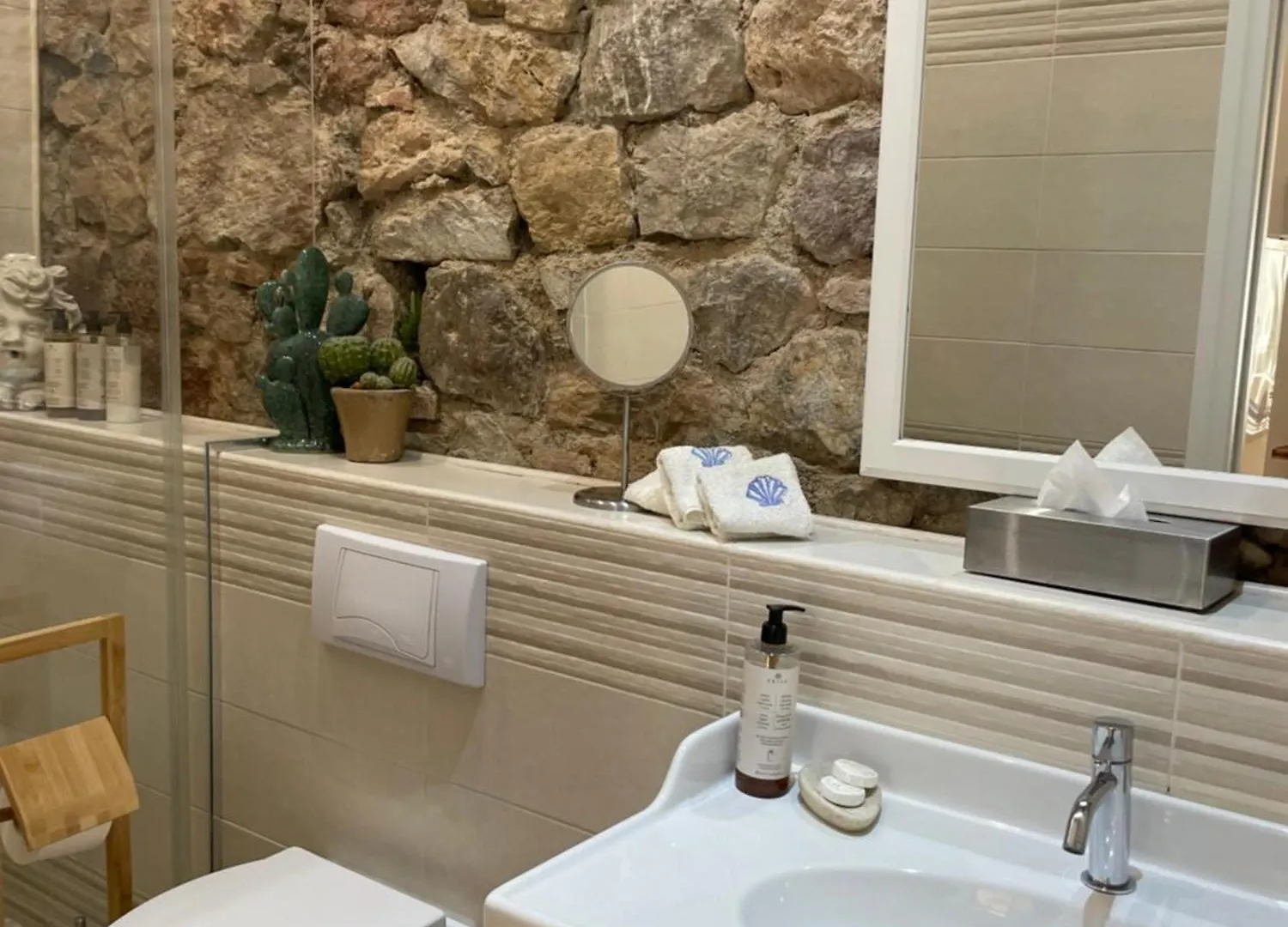 Salu' Apartment Taormina 0*,  Italy