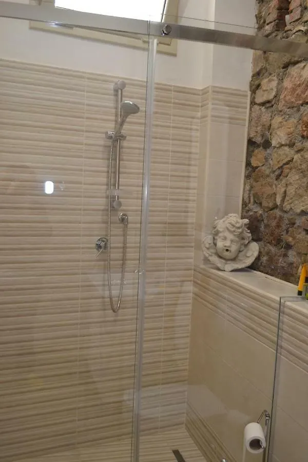 Salu' Apartment Taormina 0*,