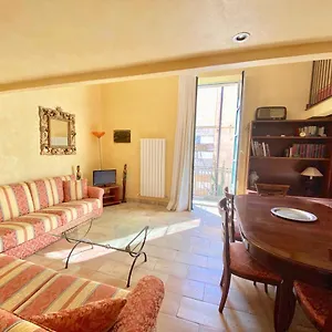casa-umberto-i.taorminaitalyhotels.com/